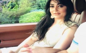 "Qızların ərimə yazdıqlarını paylaşsam, ŞOK olarsınız" – Ərini gizlətdiyinə görə tənqid olunan Afət / FOTO