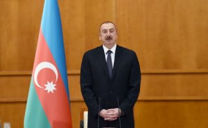 "Bakı-Tbilisi-Qars dəmir yolu Azərbaycanı beynəlxalq nəqliyyat mərkəzinə çevirəcək"