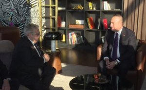 Çavuşoğlu Avropa Parlamentinin Türkiyə üzrə məruzəçisi ilə görüşüb