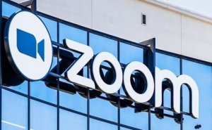 “Zoom”un istifadəçilər üçün təhlükəsi açıqlanıb
