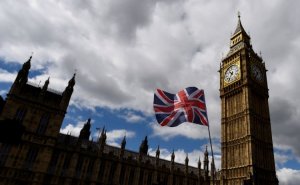 Britaniya ÜST-ə daha çox maliyyə ayıracaq