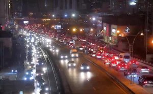 Sıxlıq səbəbindən avtobuslar gecikir... - BAKI