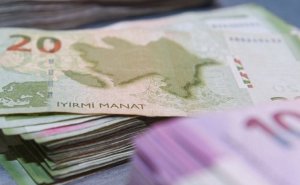 Banklarda manat əmanətlərinin həcmi artıb