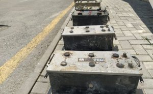 Polis akkumulyator oğrularını saxlayıb - FOTO