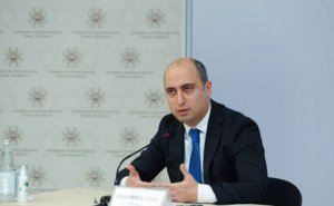"Məktəbdə qız və oğlan balansını tənzimləmirik" - Təhsil naziri