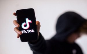 “TikTok”da qızlara hədiyyə atan kişilərin çoxu evlidir -MÜTƏXƏSSİS AÇIQLADI
