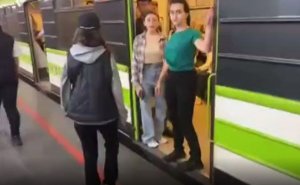 Müxalifət İrəvanda metronun hərəkətini iflic etdi - VİDEO
