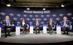 Mikayıl Cabbarov Davos Forumunda iştirak edir