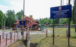 Polşa Belarusla sərhəddə hasarın tikintisini başa çatdırdı