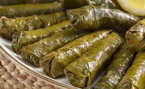 Yarpaq dolması sevənlərin NƏZƏRİNƏ - TƏHLÜKƏDƏSİZ!