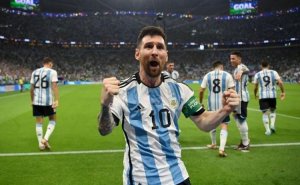 Messi karyerasında 800-cü qolunu vurdu