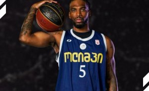 Azərbaycan təmsilçisi ABŞ-dan olan basketbolçu ilə müqavilə imzaladı