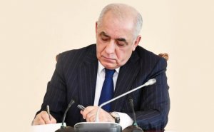Əli Əsədov qərar imzaladı