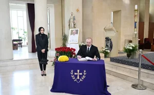 Prezident Məryəm Ana kilsəsində oldu - FOTO - YENİLƏNİB