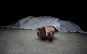 Sumqayıtda qadın sirkə turşusunu içərək ÖLDÜ