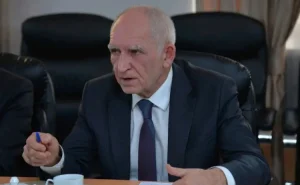 "Yaşlı, təcrübəli müəllimləri təcrübəsiz gənclərlə əvəz etmək nə dərəcədə düzgündür?" - Nadir İsrafilov