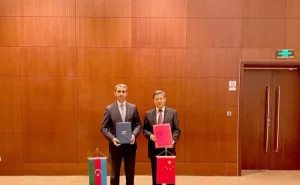 ADY “Çin Dəmir Yolları” ilə Anlaşma Memorandumu İMZALADI