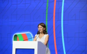"Əsas məqsəd dəyər yaratmaq iqtidarında olan gəncləri aşkara çıxarmaqdır" - Fərəh Əliyeva