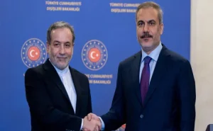 Türkiyə və İran XİN rəhbərləri regional təhlükəsizliyi müzakirə etdi