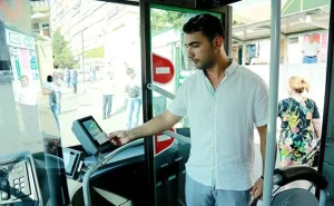 Tələbələrin nəqliyyat xərclərinə güzəşt  EDİLDİ