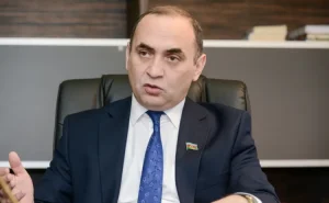 "Şəriətin qadağan etmədiyi məsələlərdə də süni intellektdən istifadə oluna bilər" - Ceyhun Məmmədov