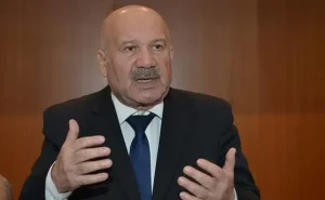"Əsl şikayəti olanı nazirin yanına buraxmırlar!" - Deputat Səhiyyə Nazirliyini HƏDƏF ALDI