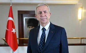 Mansur Yavaş CHP-dən istefa  VERDİ