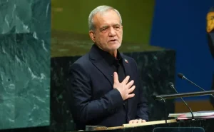 Pezeşkianın çıxışı zamanı nümayəndə heyətimizin zalı tərk etməsi  YALANDIR