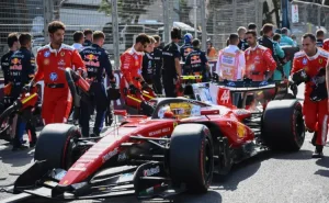 Formula 1-in əsas yarışı  BAŞLADI