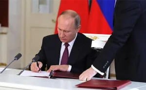 Rusiyada yaşayan azərbaycanlıların NƏZƏRİNƏ:  Putin qərar İMZALADI