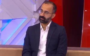 “Qadın ailə ilə karyera arasında seçim etməyə məcbur olmamalıdır” -  Sosioloqdan ÇAĞIRIŞ