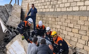 Bakıda fərdi yaşayış evində uçqun: Ölən var - VİDEO