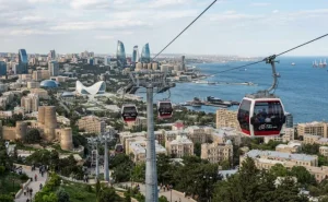 Qatar dayanır, avtobus xarab olur, indi də havada qalacağıq? - Tələbələrdən kanat yoluna REAKSİYA