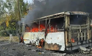 Rusiya Ukraynada sərnişin avtobuslarını vurdu -  30 ölü