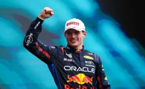 Ferstappen "Formula 1" üzrə Sinqapur Qran-prisinin təsnifat mərhələsini  QAZANDI