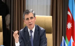 "Azərbaycanda yüz illərdir xaricdən nicat gözləyənlər olub” - Zahid Oruc
