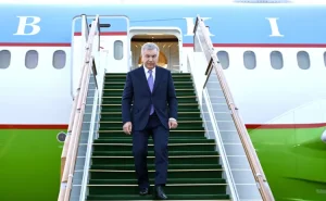 Özbəkistan Prezidenti Bakıya gəldi - FOTO