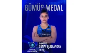 Azərbaycanın qadın güləşçisi dünya ikincisi oldu
