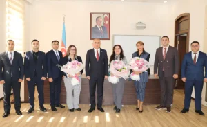 Vəkillər Kollegiyasının sədri yeni hakim təyin olunmuş 8 vəkili təltif etdi - FOTO