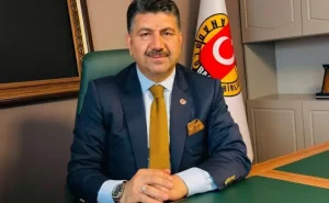 Azərbaycanın beynəlxalq axtarışa verdiyi türkiyəli jurnalist üzr  İSTƏDİ