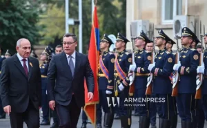 Nikol Paşinyan Qırğızıstan Prezidenti ilə görüşdü