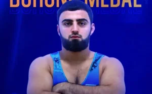 Azərbaycanın daha iki güləşçisi medal qazandı