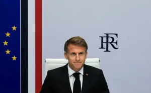 Makronun siyasi sonu yaxınlaşır? - Fransada etirazlar böyüyür