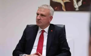 Ərdoğanın müşaviri vəzifədən ayrılmasını  TƏSDİQLƏDİ