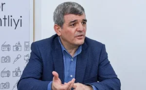 "Əgər belə olsaydı, İran qadınları özlərini xoşbəxt hiss edər, küçələrdə etiraz etməzdilər" - Fazil Mustafa