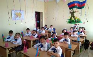 Azərbaycanda bir şagirdə illik 3 min manatadək vəsait ayrılacaq - QƏRAR