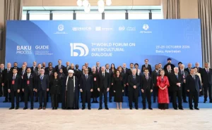  İlham Əliyev VII Ümumdünya Mədəniyyətlərarası Dialoq Forumunun açılışında çıxış edir