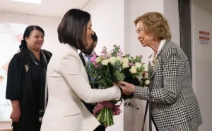 İspaniya kraliçası Ermənistana gedib