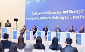 "Sivilizasiya diplomatiyası və strateji uzaqgörənlik" mövzusunda plenar sessiya keçirildi - FOTO