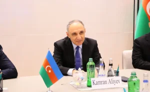 Kamran Əliyev onlarla görüşdü -  FOTO